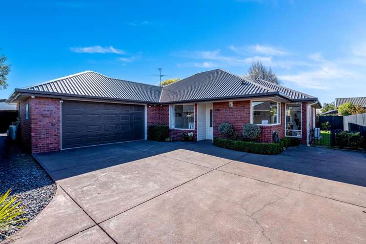 2/14 Bentley Street Russley_25