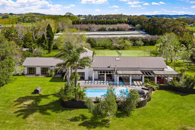 Rare Harbourfront estate with exceptional scope