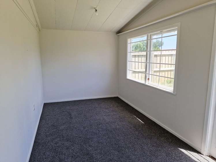 7 Cargill Street Papakura_11