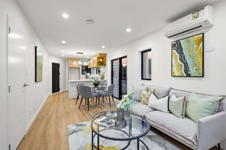 2/51 Woodward Road Mount Albert_5