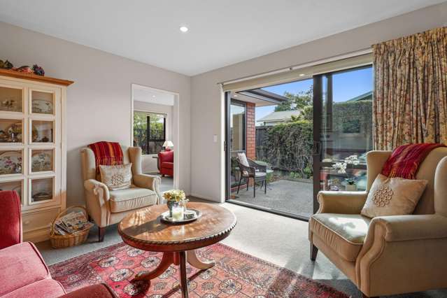 5/12 Bank Street Amberley_4