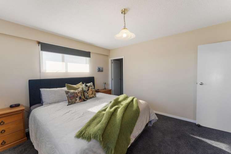 2/6 Croziers Road Saint Albans_11