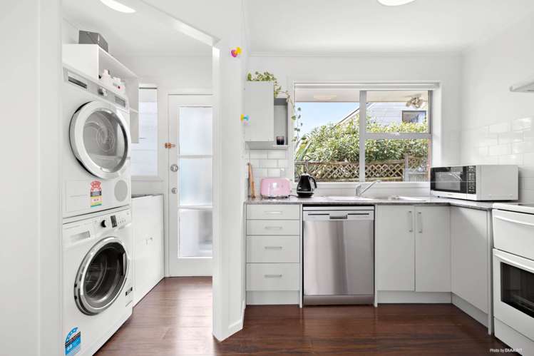 5/1 Fifth Avenue Mt Albert_16