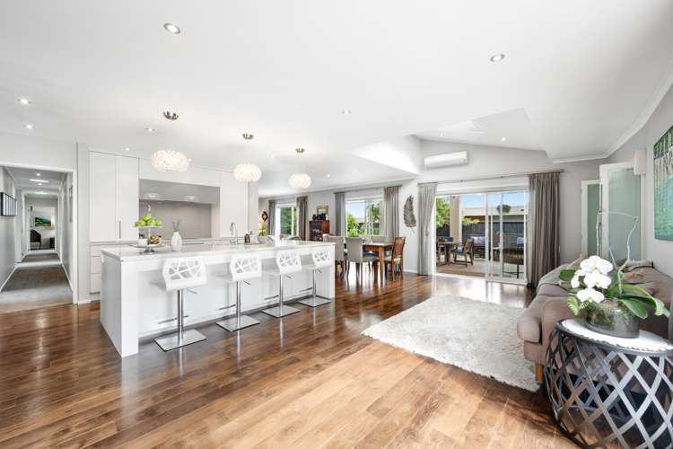 11 Holly Way Sunnyhills_7