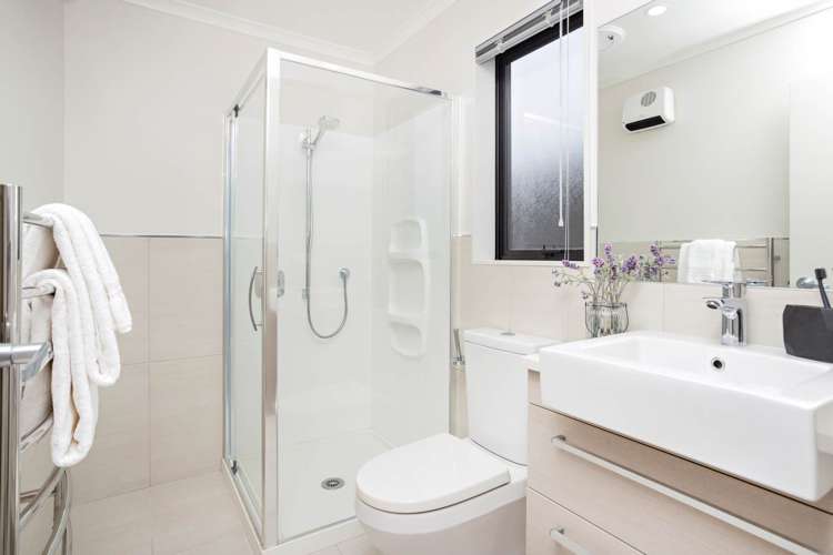 45 Haddington Drive Flat Bush_16