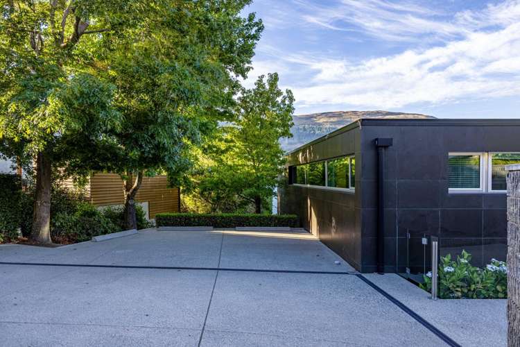 363 Peninsula Road Kelvin Heights_34