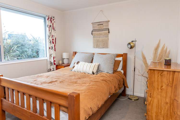 10 Dale Crescent Gore Surrounds_8