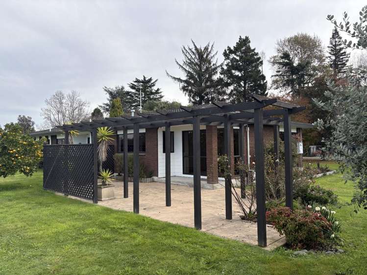 48 Farmlet Road 808_1