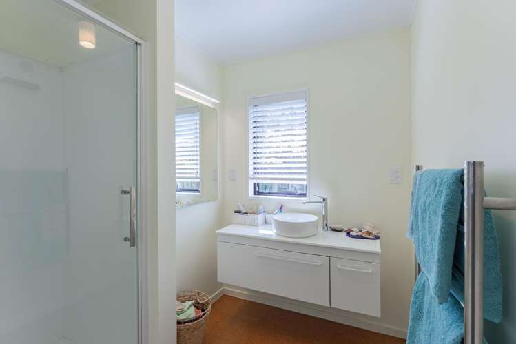 28A Moana Street Otaki Beach_13