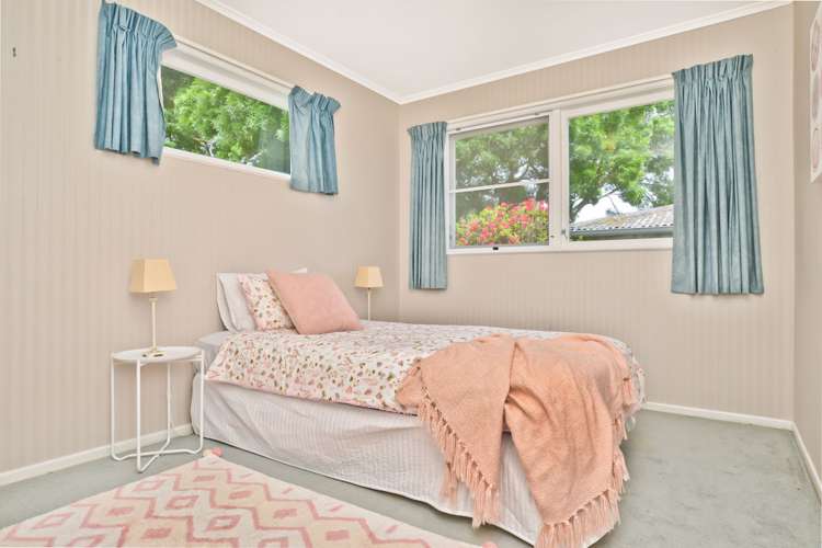 910 River Road Queenwood_17