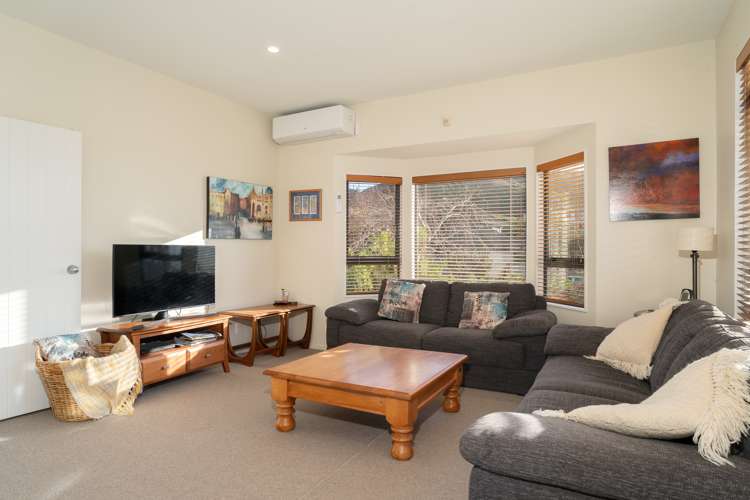 7 Myers Grove Churton Park_2