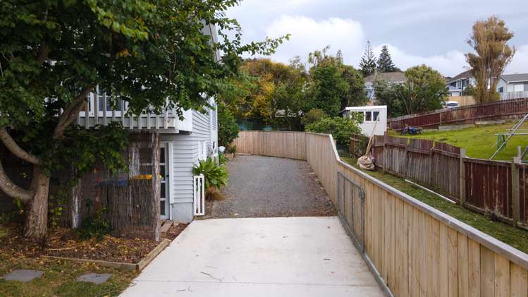 28 Dimock Street Titahi Bay_27