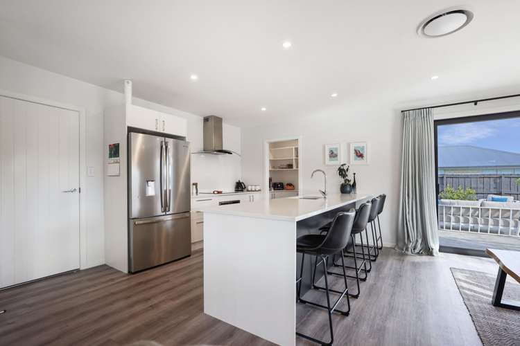 6 Redhaven Rise Netherby_3