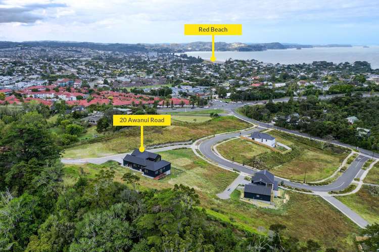 20 Awanui Road Red Beach_33