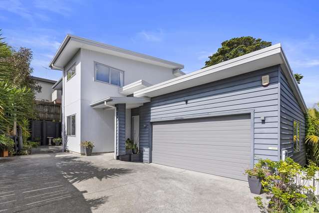 Weatherboard Village Living