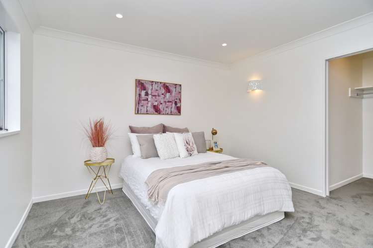 18 Travis Country Drive Burwood_16