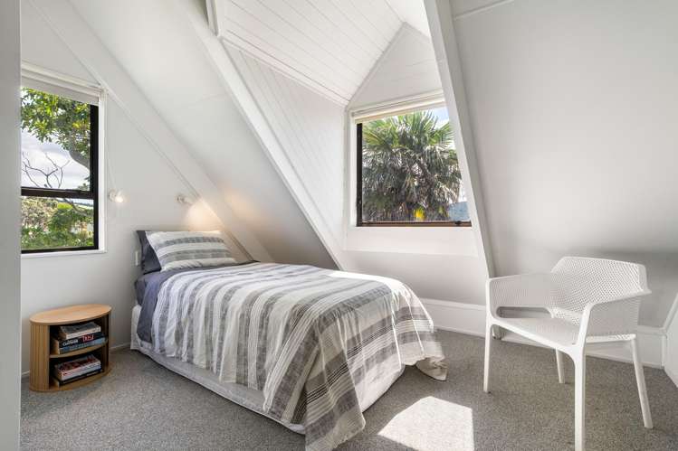 441 Onemana Drive Onemana_19