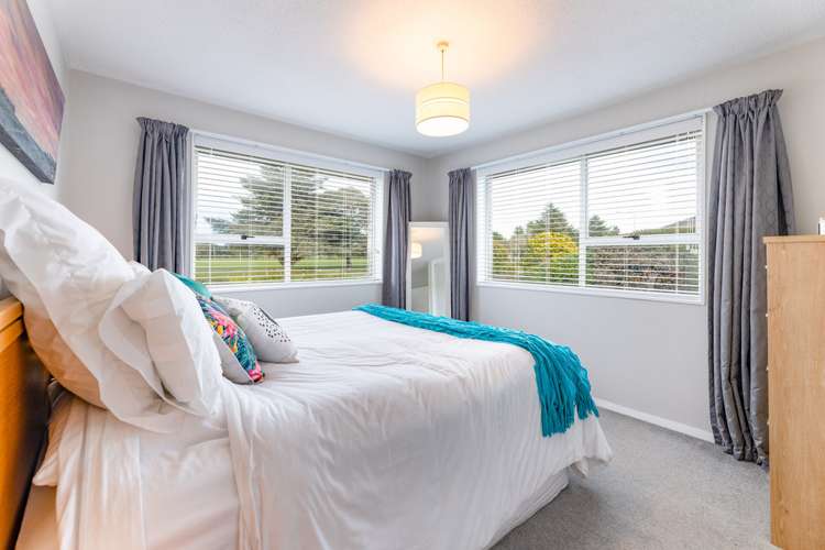 30 Oakley Crescent Hornby_10