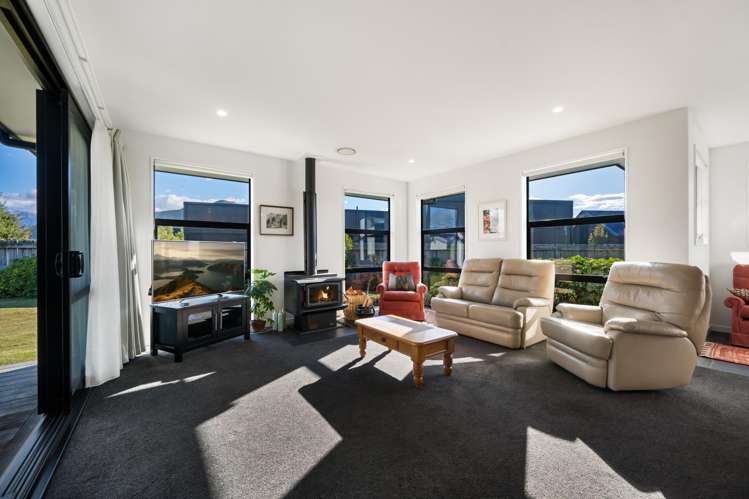 71 Infinity Drive Wanaka_9