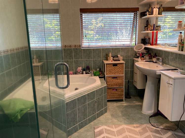 6 Campbell Street Waihou_11