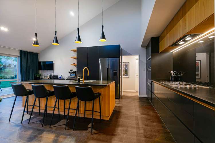 14 Huntington Park Drive Greenhithe_6