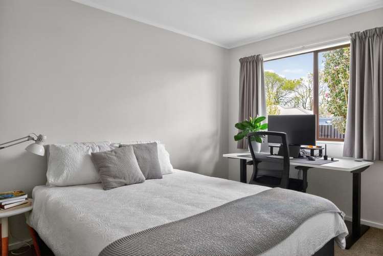 9A Lisbon Street Greerton_12