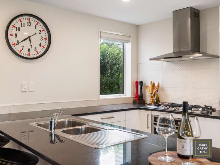 7 Popokatea Drive Takanini_11