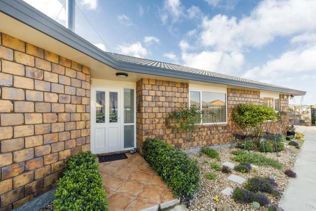 44 Peter Hall Drive Kelvin Grove_1