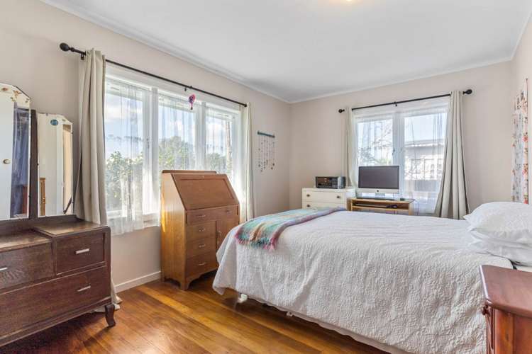 36 Parakai Avenue Parakai_5