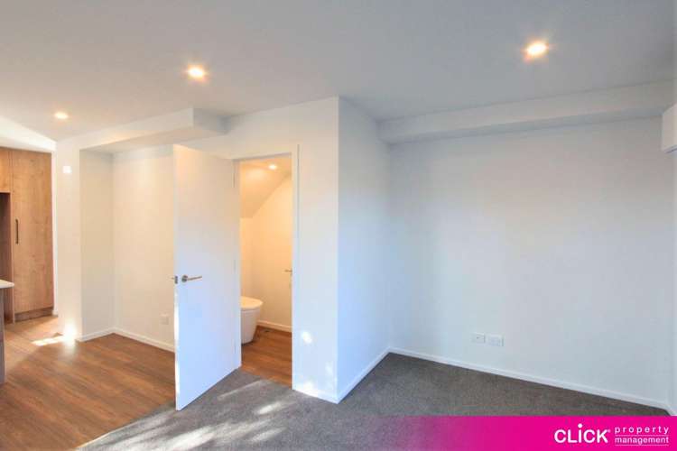 11 Edmund Anscombe Place 10263_13