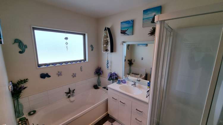 72 Havill Drive Hokitika_16