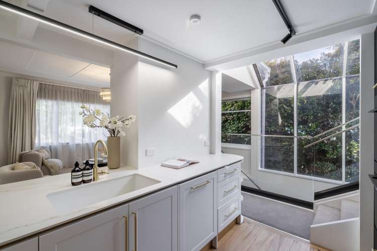 32 Weston Avenue Mount Albert_11