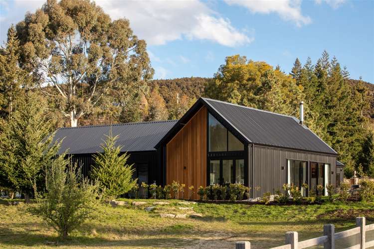 509 Aubrey Road Wanaka_3