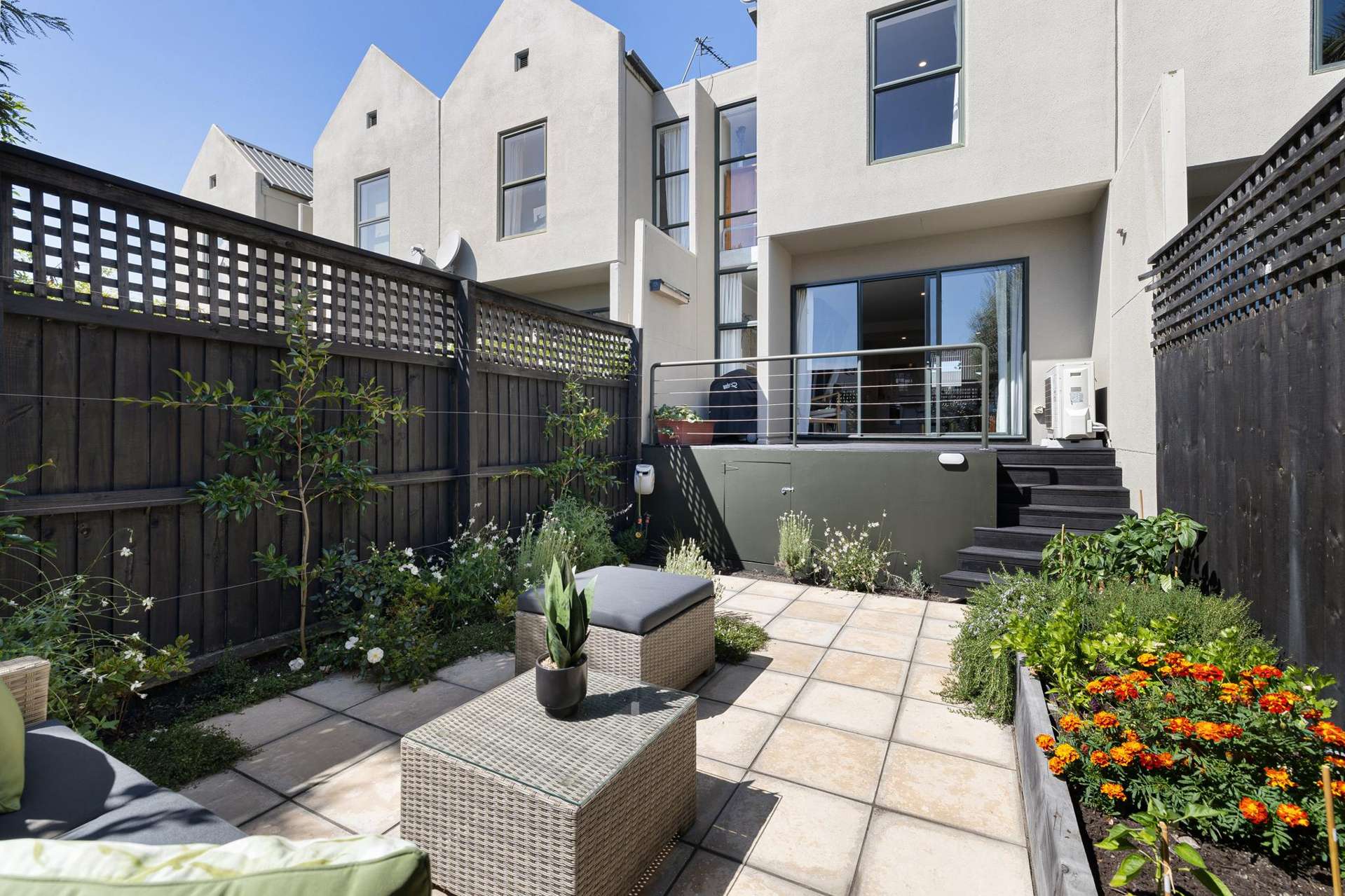 4/33 Winchester Street Merivale_0