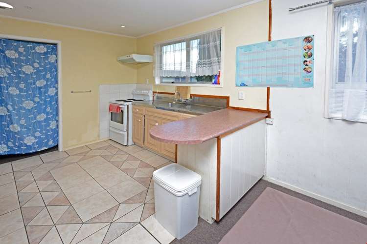 16 Primrose Place Manurewa_5