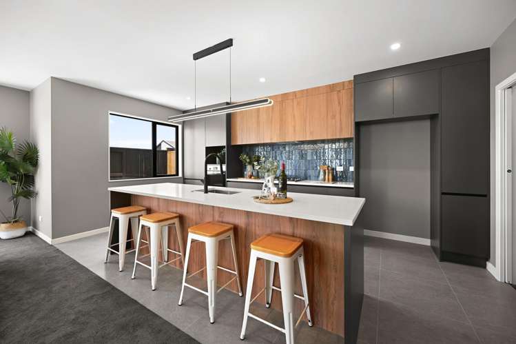 8 Earp Crescent Chartwell_1