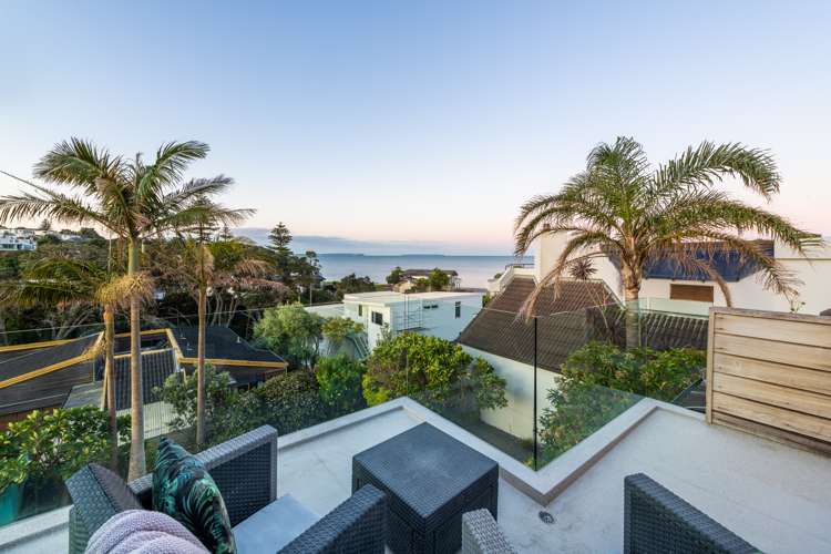 12 Whitby Crescent Mairangi Bay_15