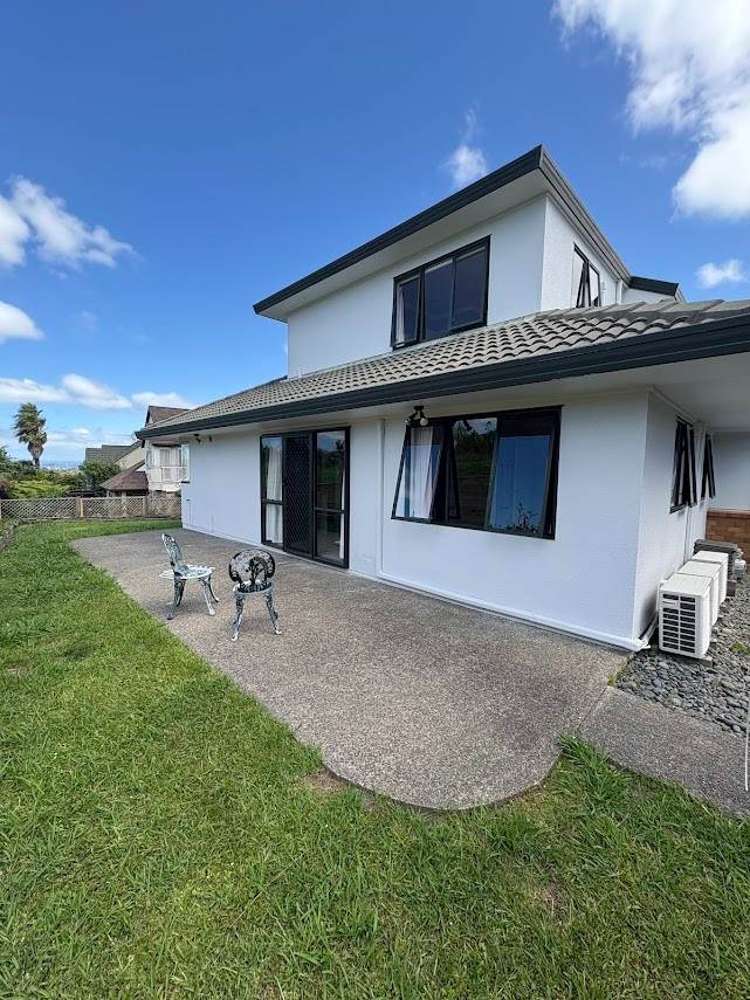 14 Highgrove Lane Totara Vale_27