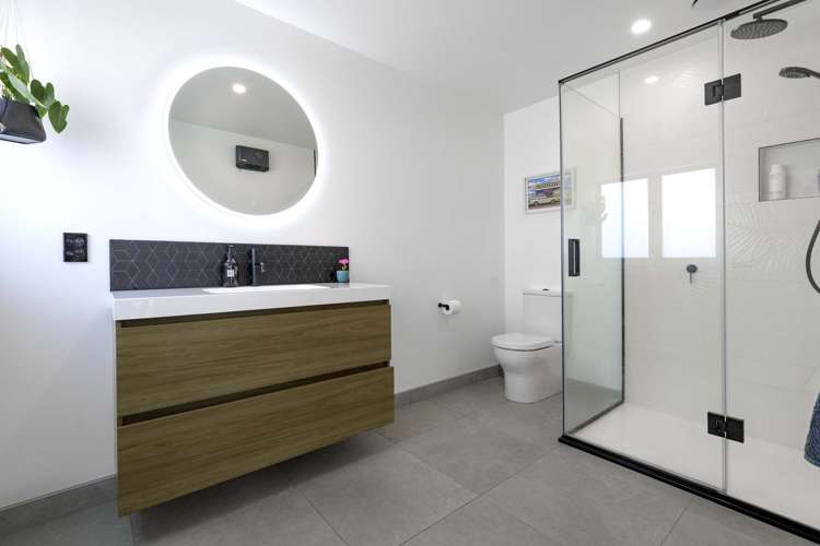 14 Ngahere Street Otumoetai_8