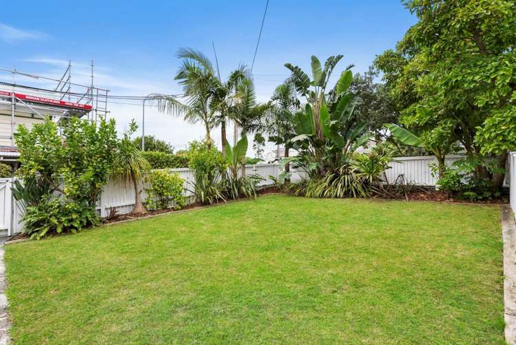 1/91 Queen Street Northcote Point_5