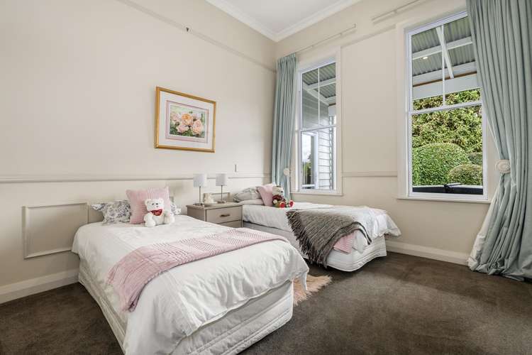 59 Contour Avenue Pyes Pa_22