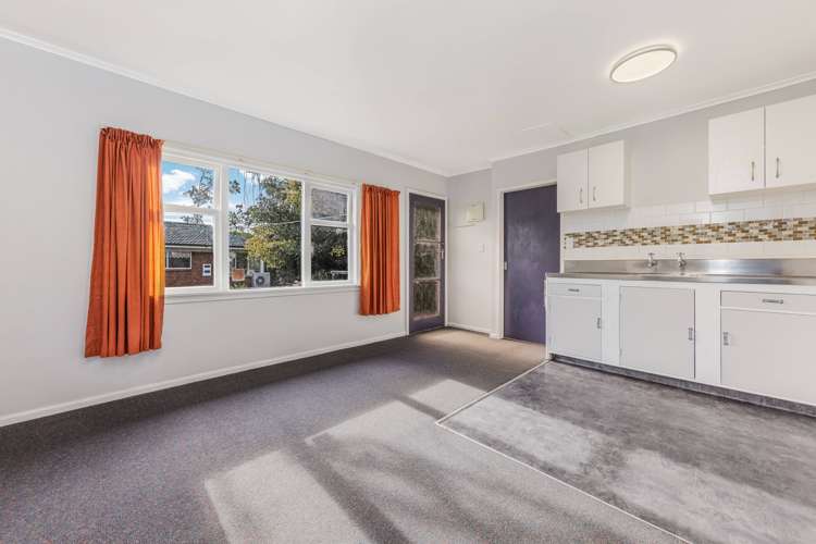 486 West Coast Road Glen Eden_18