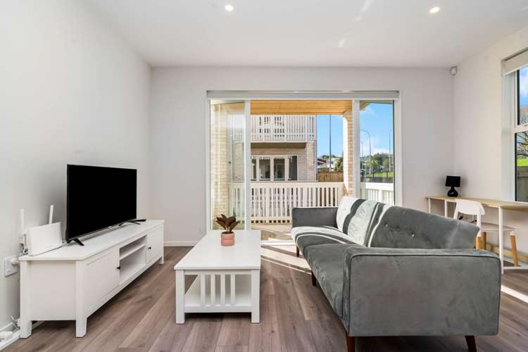 1803 Great North Road Avondale_6