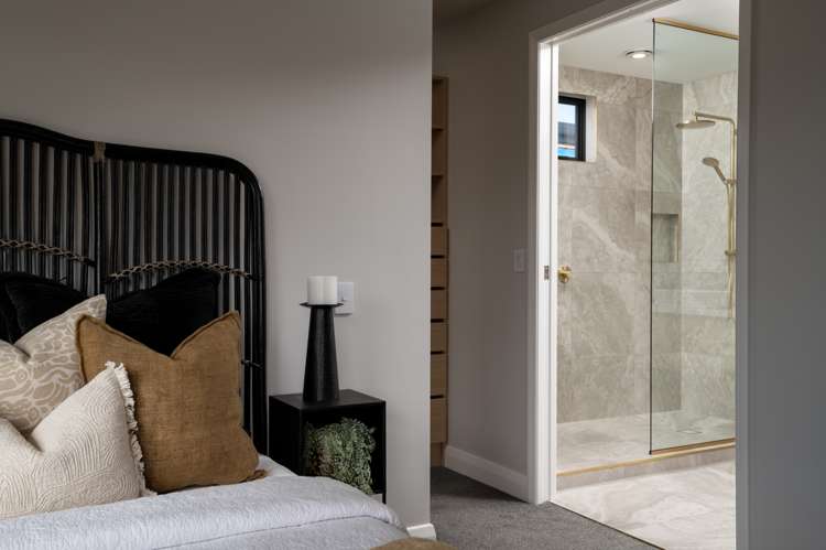 2/908 River Road Queenwood_28