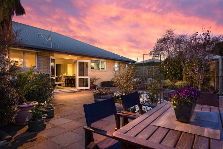 8 Temple Mews Renwick_18