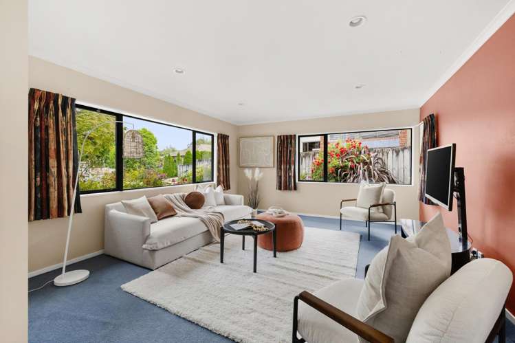 42 Paul Street Pukehangi_4