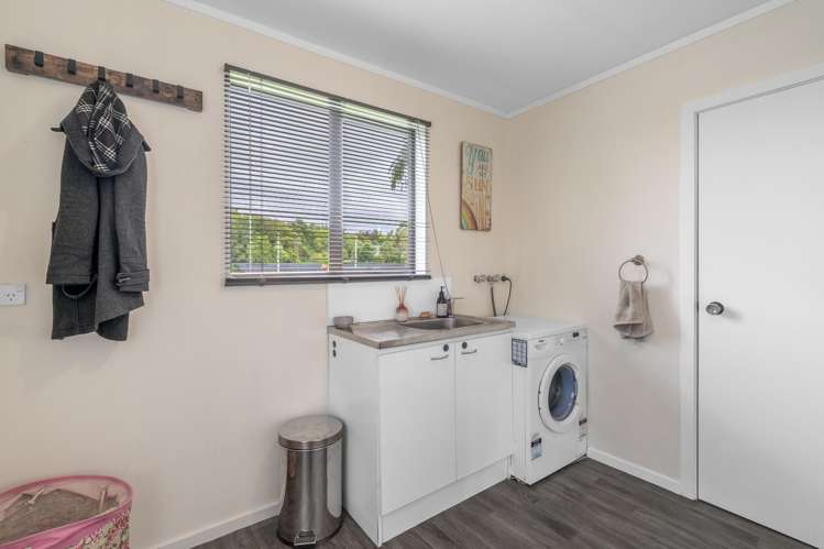 25 Marama Avenue South Otatara_19