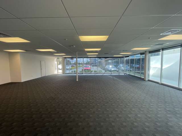 11/4 Pavilion Drive Mangere_2