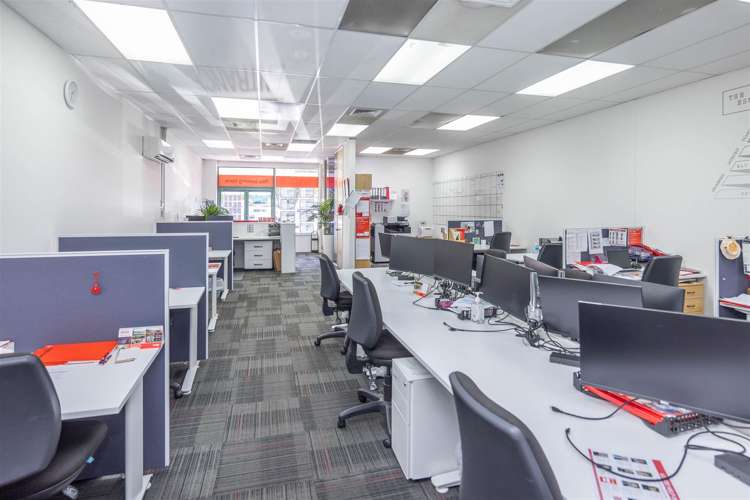 Unit 6 at 35 Whatawhata Road Dinsdale_6