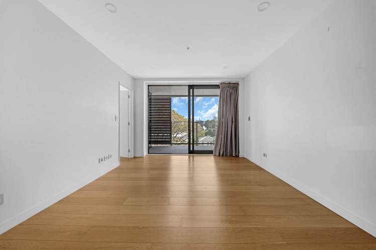 506/10 Lion Place Epsom_9